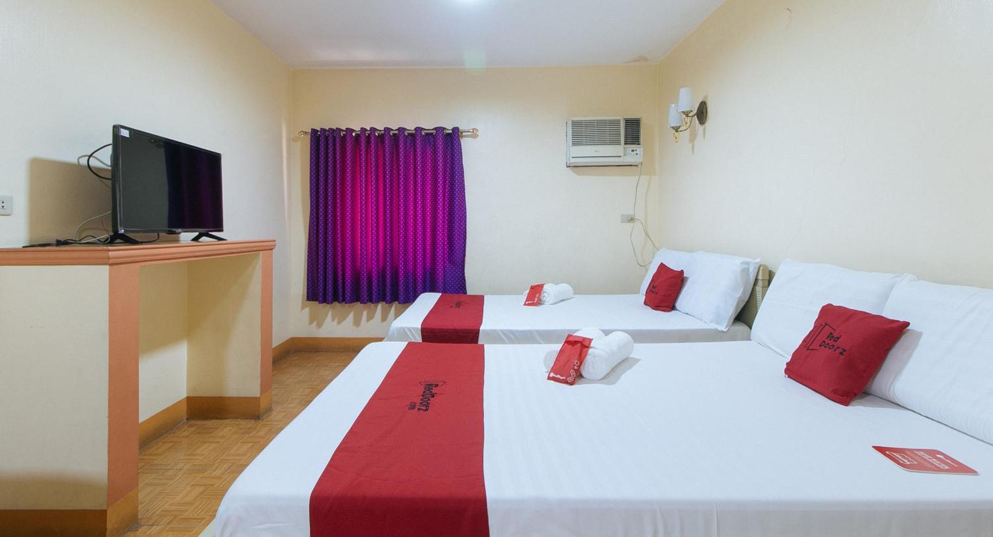 RedDoorz @ Golden Victory Hotel Mabalacat Pampanga Exterior foto