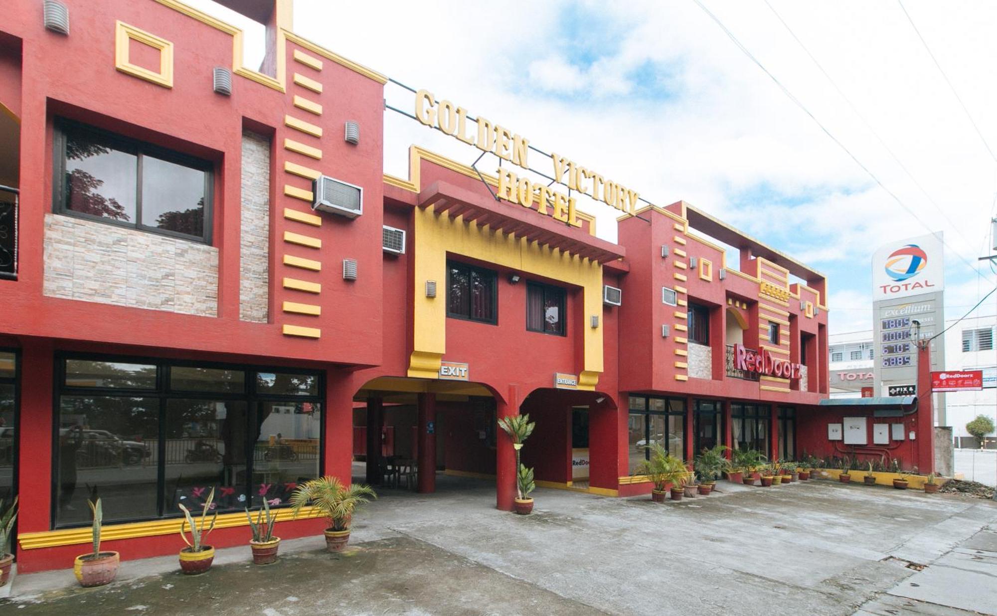 RedDoorz @ Golden Victory Hotel Mabalacat Pampanga Exterior foto