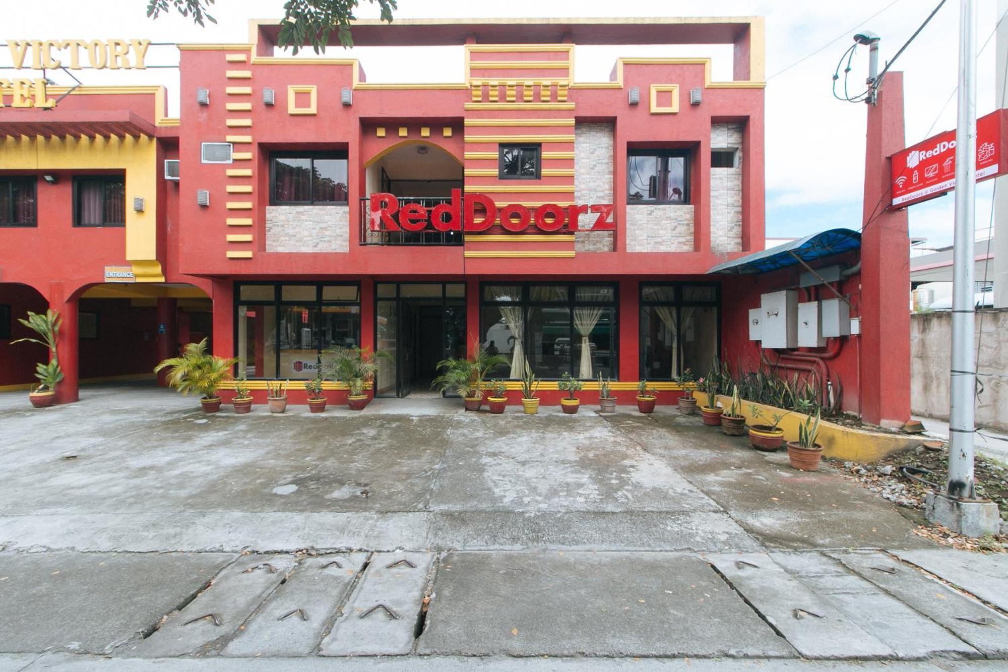 RedDoorz @ Golden Victory Hotel Mabalacat Pampanga Exterior foto